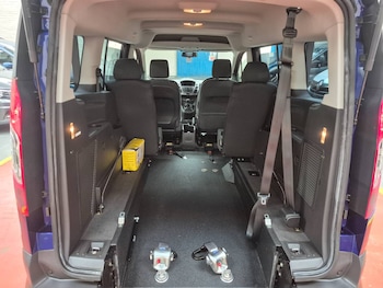 Used Ford Grand Tourneo Connect 2019 for sale - 79529160: Photo