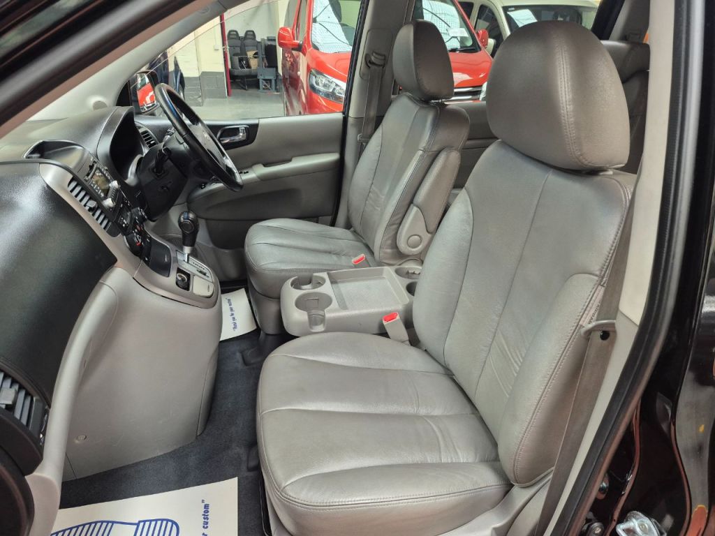 Used Kia Sedona 2011 for sale - 76056579: Photo 10