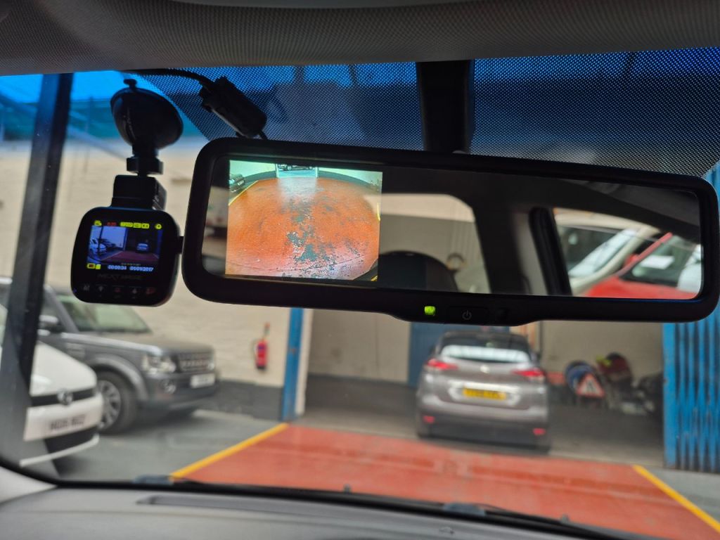 Used Kia Sedona 2011 for sale - 76056579: Photo 16