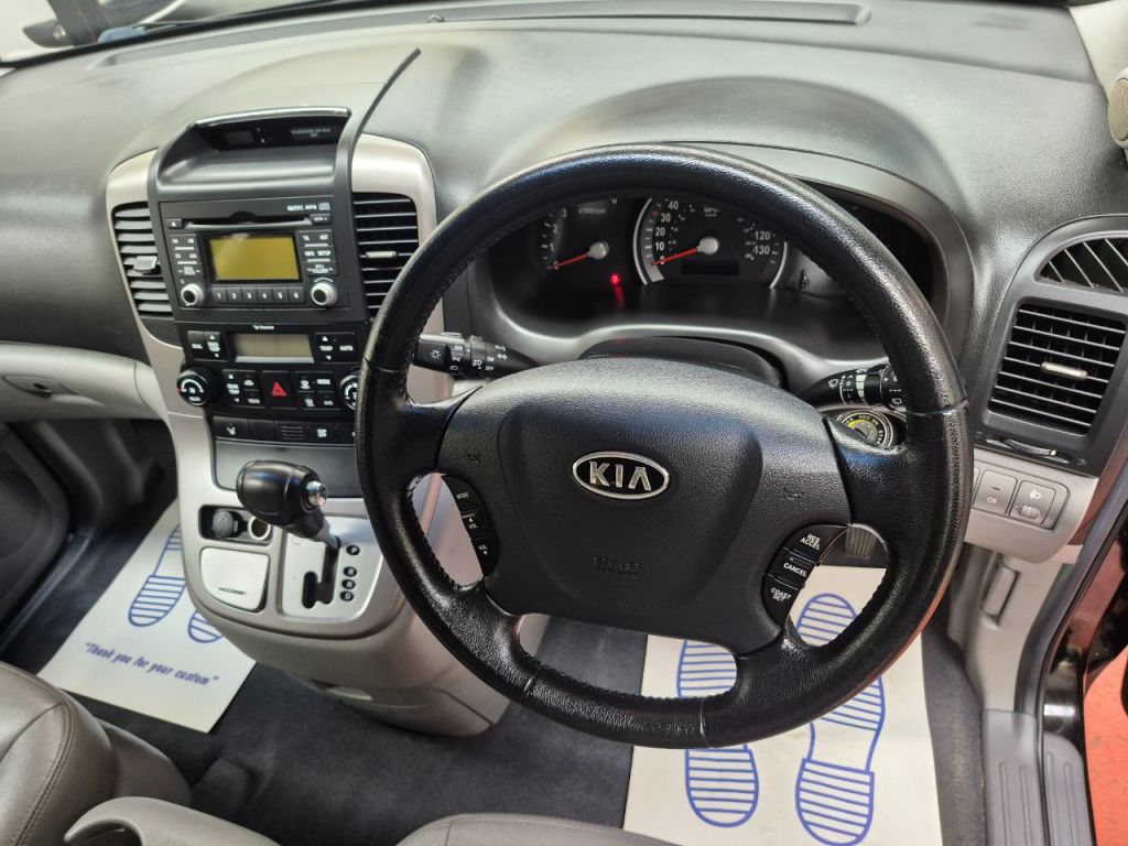 Used Kia Sedona 2011 for sale - 76056579: Photo 17