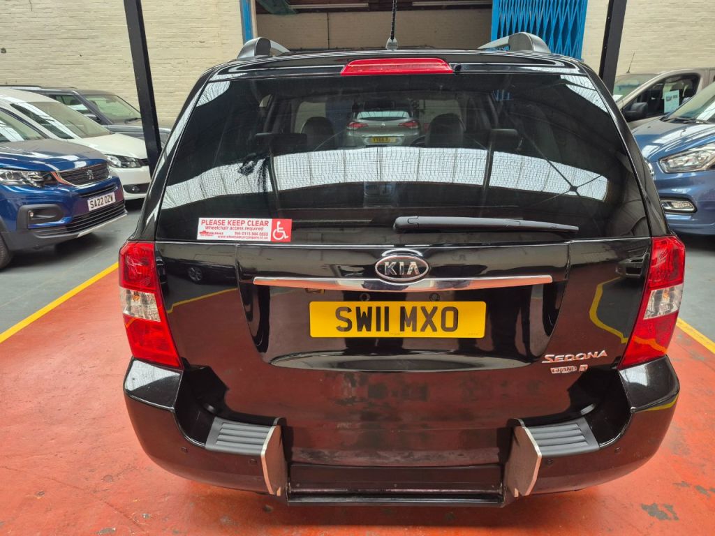 Used Kia Sedona 2011 for sale - 76056579: Photo 22