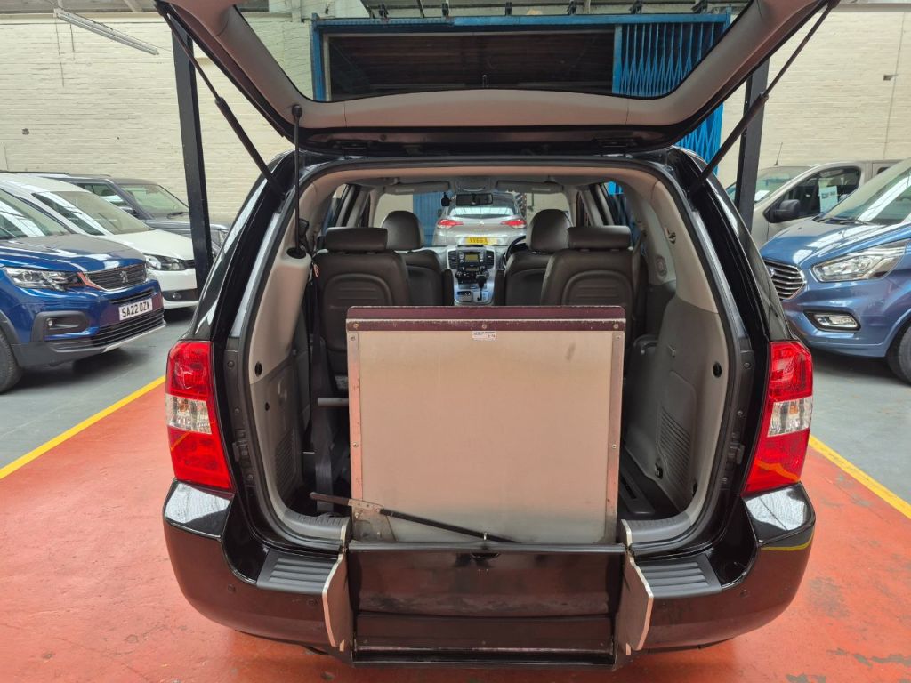 Used Kia Sedona 2011 for sale - 76056579: Photo 23