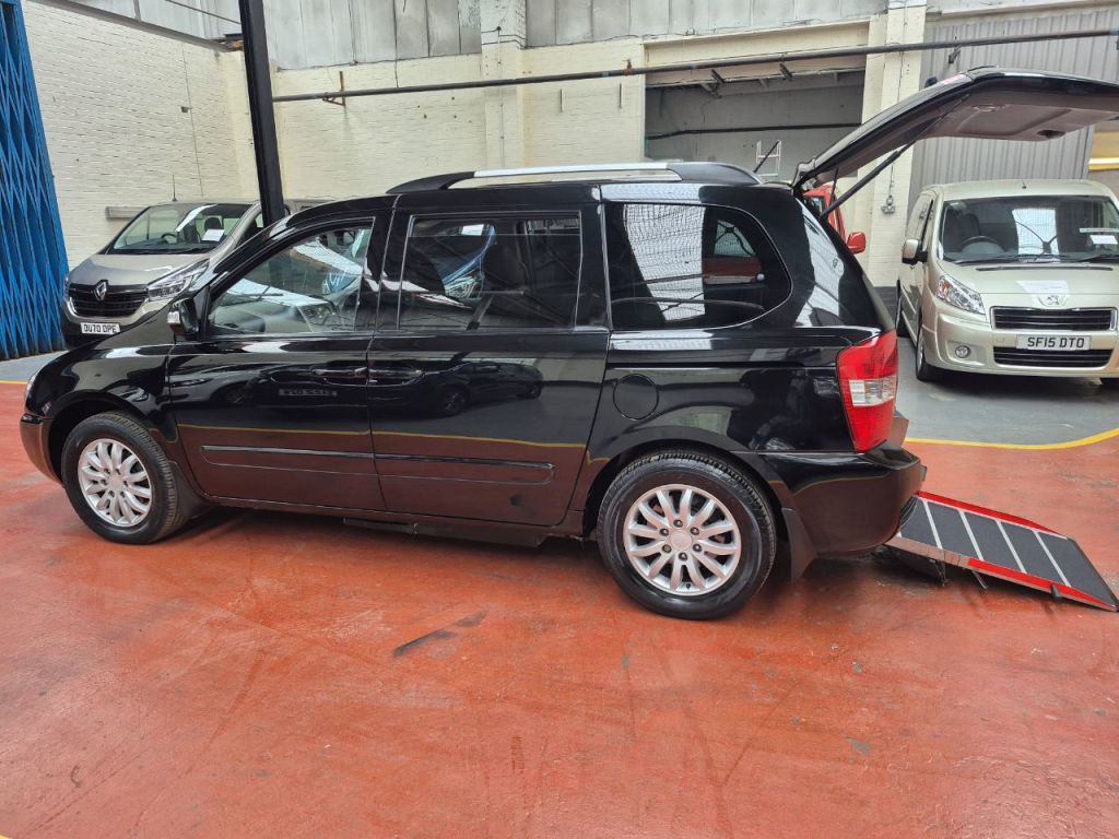 Used Kia Sedona 2011 for sale - 76056579: Photo 28