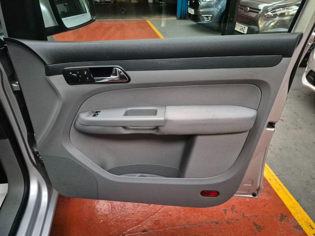 Used Volkswagen Caddy Life 2009 for sale - 77187680: Photo 14