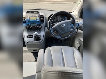 Used Kia Sedona 2012 for sale - 78389452: Photo