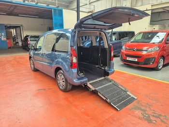 Used Peugeot Partner 2015 for sale - 75960510: Photo