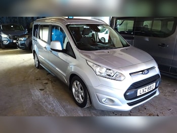 Used Ford Grand Tourneo Connect 2018 for sale - 77901393: Photo