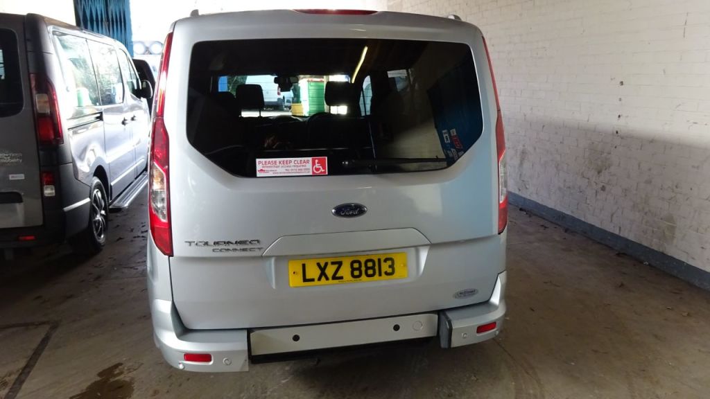 Used Ford Grand Tourneo Connect 2018 for sale - 77901393: Photo 9