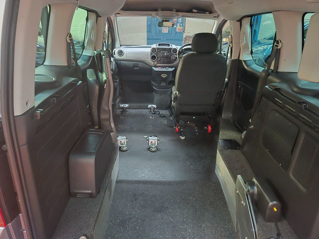 Used Peugeot Partner 2018 for sale - 77287296: Photo 31