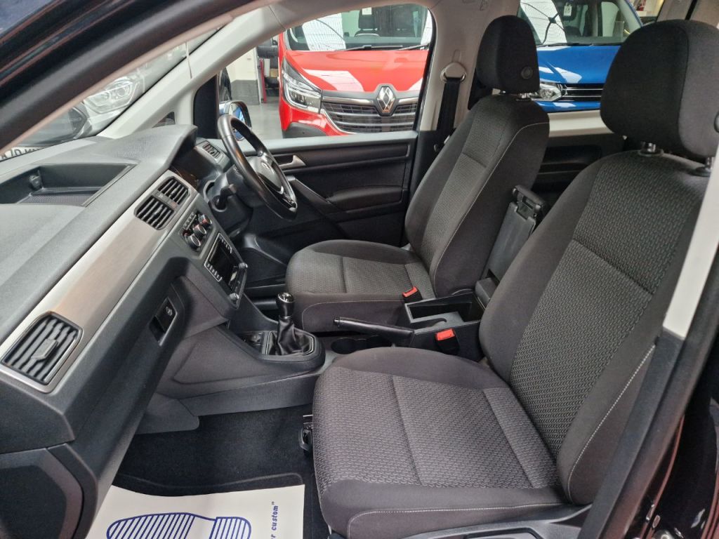 Used Volkswagen Caddy Maxi Life 2019 for sale - 76895936: Photo 13