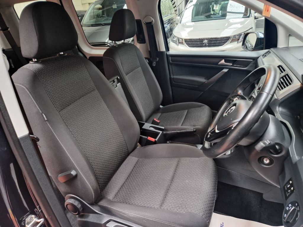 Used Volkswagen Caddy Maxi Life 2019 for sale - 76895936: Photo 19