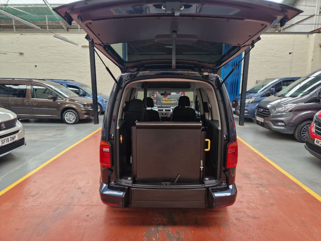 Used Volkswagen Caddy Maxi Life 2019 for sale - 76895936: Photo 26