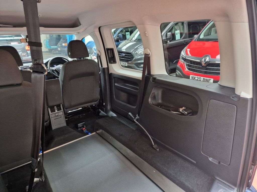 Used Volkswagen Caddy Maxi Life 2019 for sale - 76895936: Photo 27