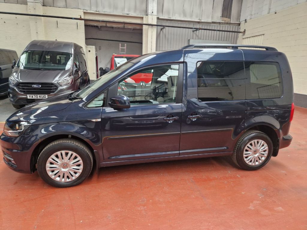 Used Volkswagen Caddy Maxi Life 2019 for sale - 76895936: Photo 9