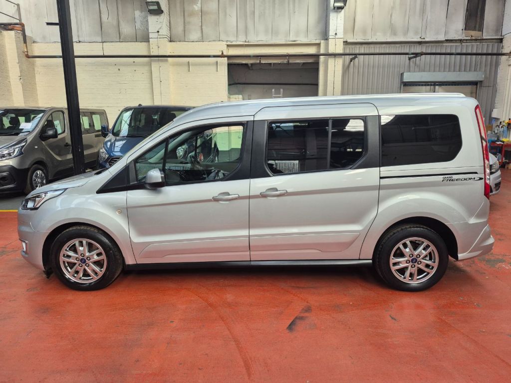 Used Ford Grand Tourneo Connect 2020 for sale - 76184878: Photo 10