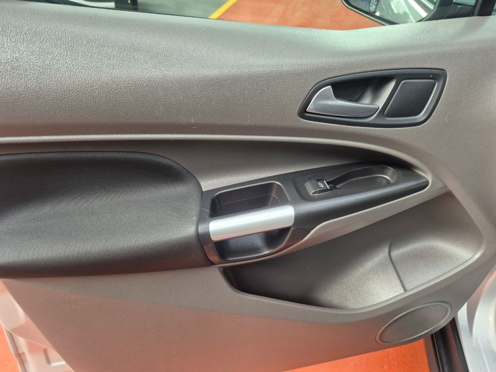 Used Ford Grand Tourneo Connect 2020 for sale - 76184878: Photo 13