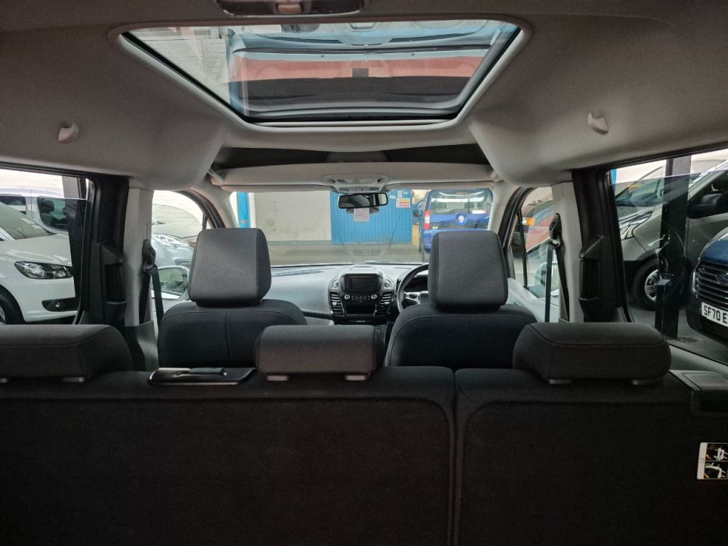 Used Ford Grand Tourneo Connect 2020 for sale - 76184878: Photo 6