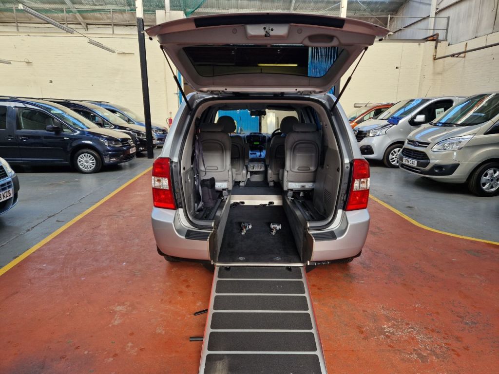 Used Kia Sedona 2011 for sale - 76653803: Photo 22