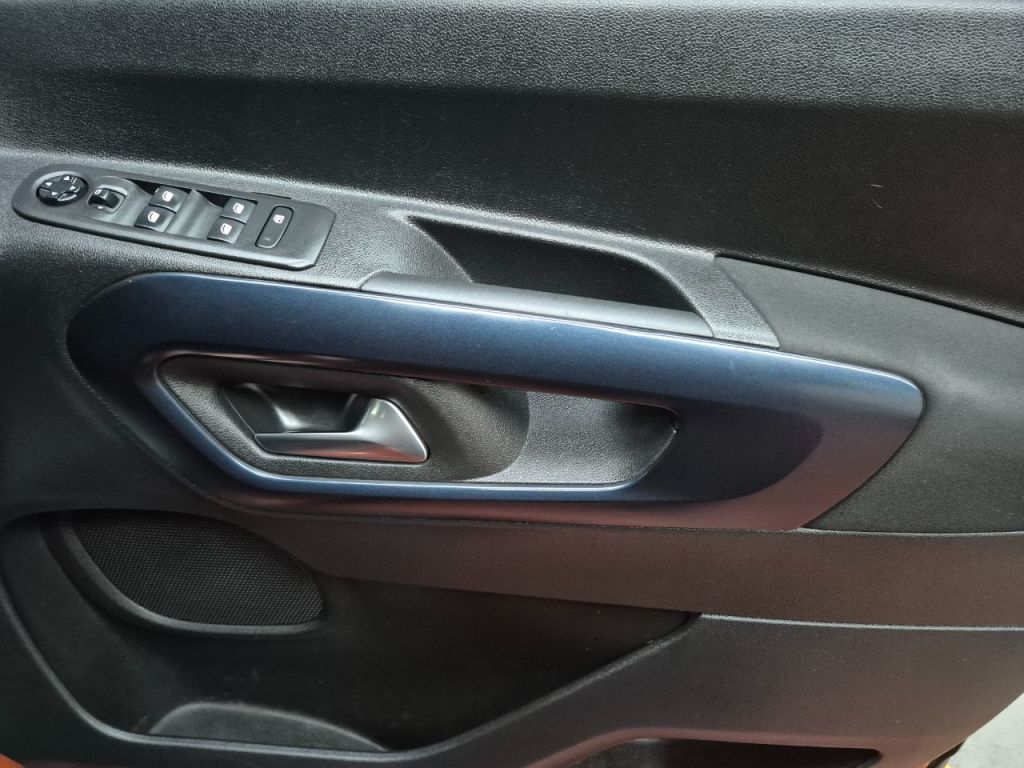 Used Peugeot Rifter 2020 for sale - 76798587: Photo 20