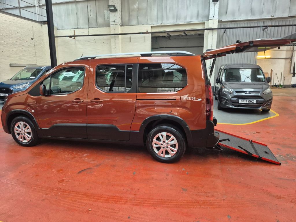 Used Peugeot Rifter 2020 for sale - 76798587: Photo 30