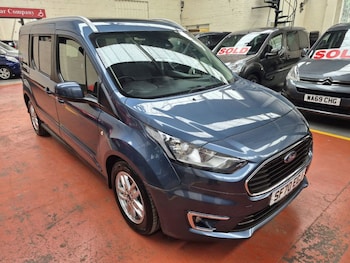 Used Ford Grand Tourneo Connect 2020 for sale - 76303216: Photo