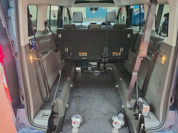 Used Ford Grand Tourneo Connect 2020 for sale - 76303216: Photo 5