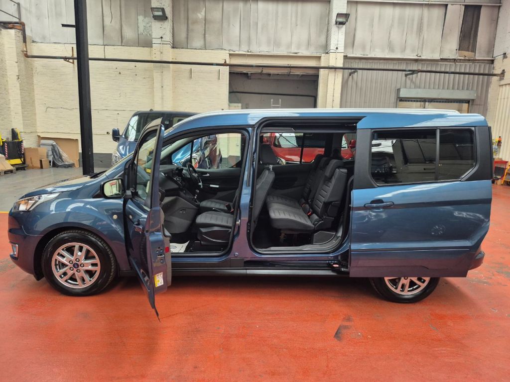Used Ford Grand Tourneo Connect 2020 for sale - 76303216: Photo 8