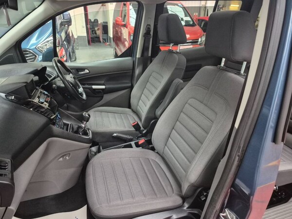 Used Ford Grand Tourneo Connect 2020 for sale - 76303216: Photo 9