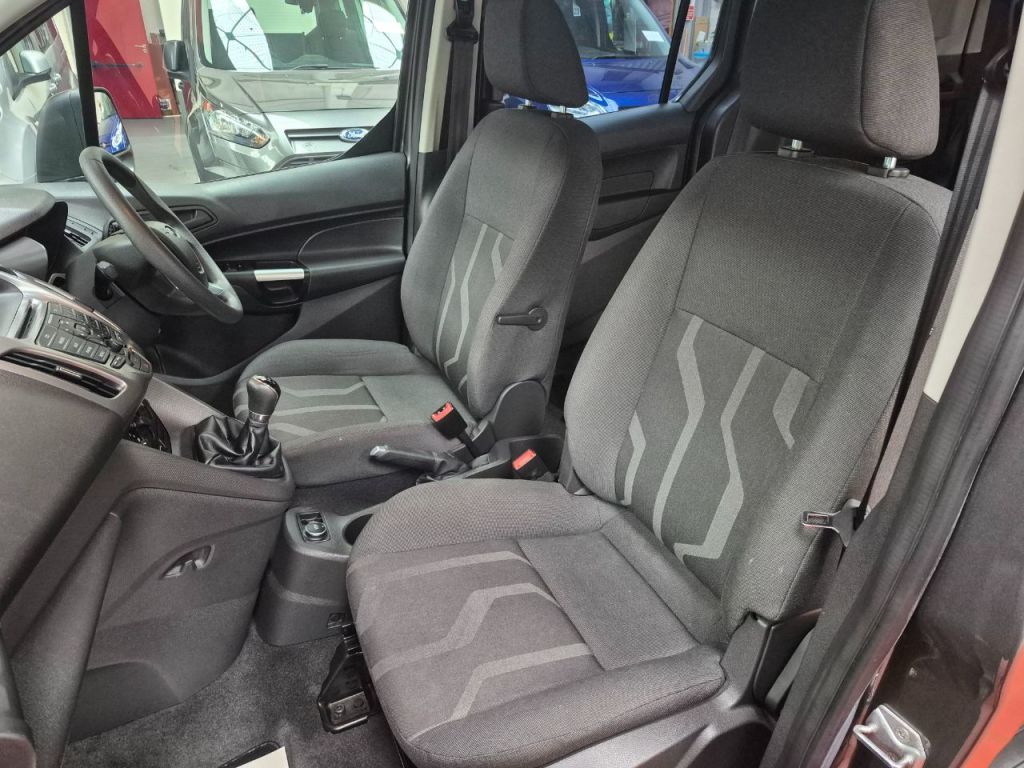 Used Ford Tourneo Connect 2017 for sale - 76535065: Photo 10