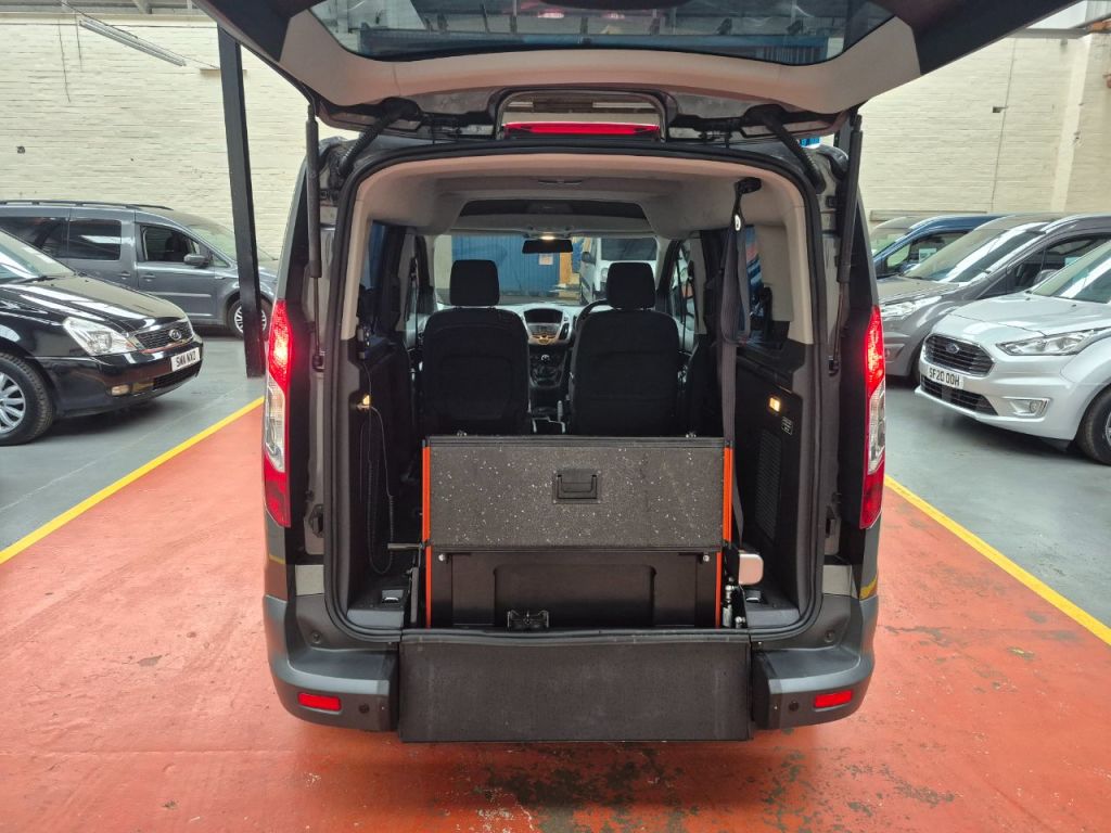 Used Ford Tourneo Connect 2017 for sale - 76535065: Photo 23