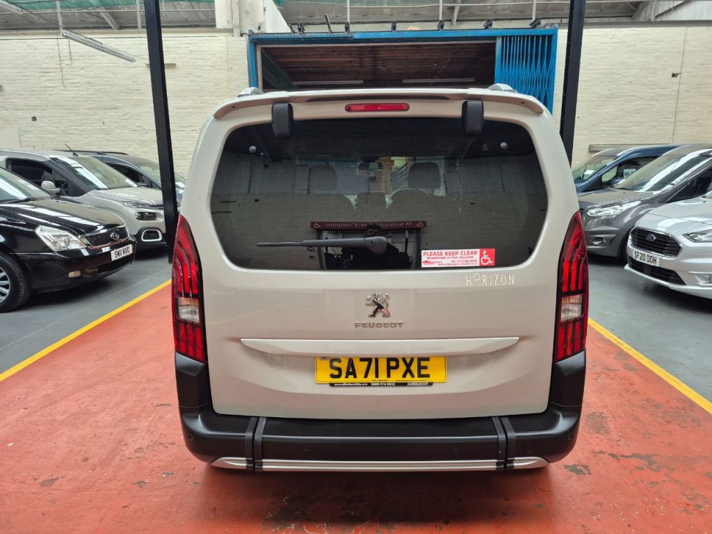 Used Peugeot Rifter 2021 for sale - 76546082: Photo 23