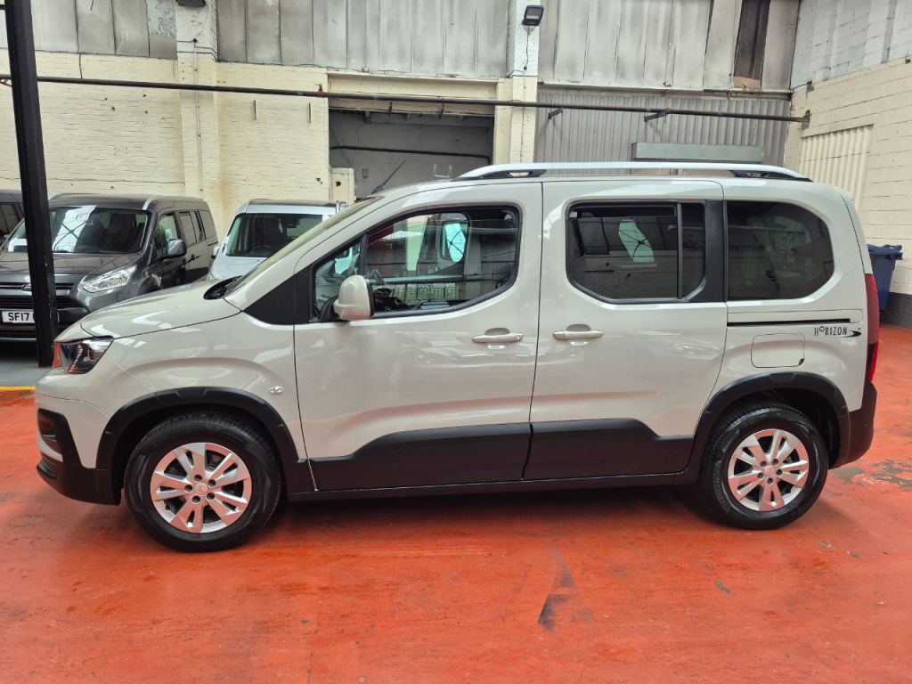 Used Peugeot Rifter 2021 for sale - 76546082: Photo 6