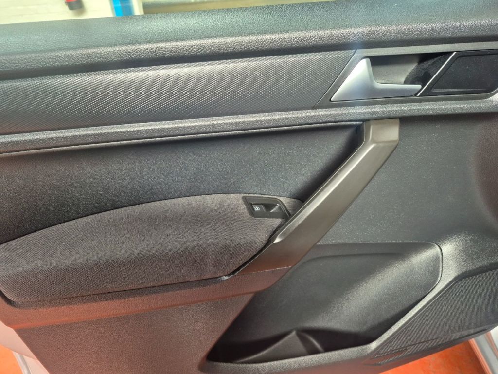 Used Volkswagen Caddy Maxi Life 2020 for sale - 77821555: Photo 12