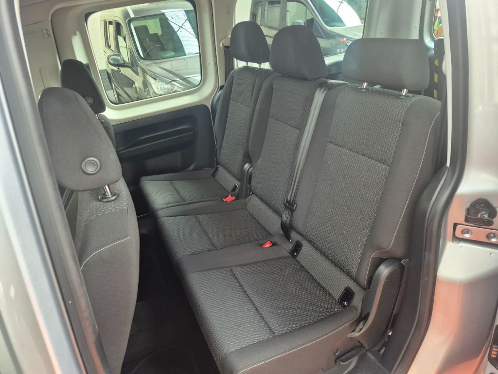 Used Volkswagen Caddy Maxi Life 2020 for sale - 77821555: Photo 9