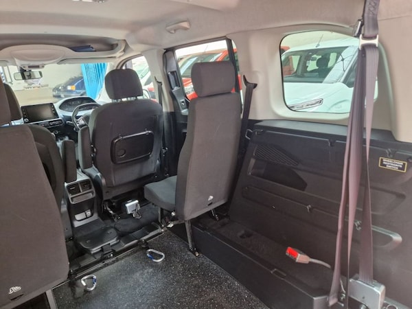 Used Peugeot Rifter 2019 for sale - 74930169: Photo 26