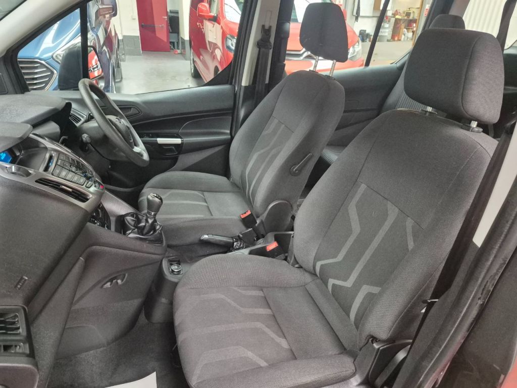 Used Ford Grand Tourneo Connect 2018 for sale - 76303240: Photo 10