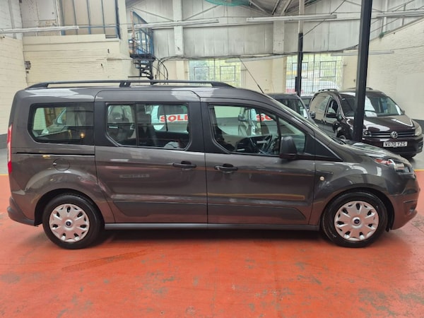 Used Ford Grand Tourneo Connect 2018 for sale - 76303240: Photo 12