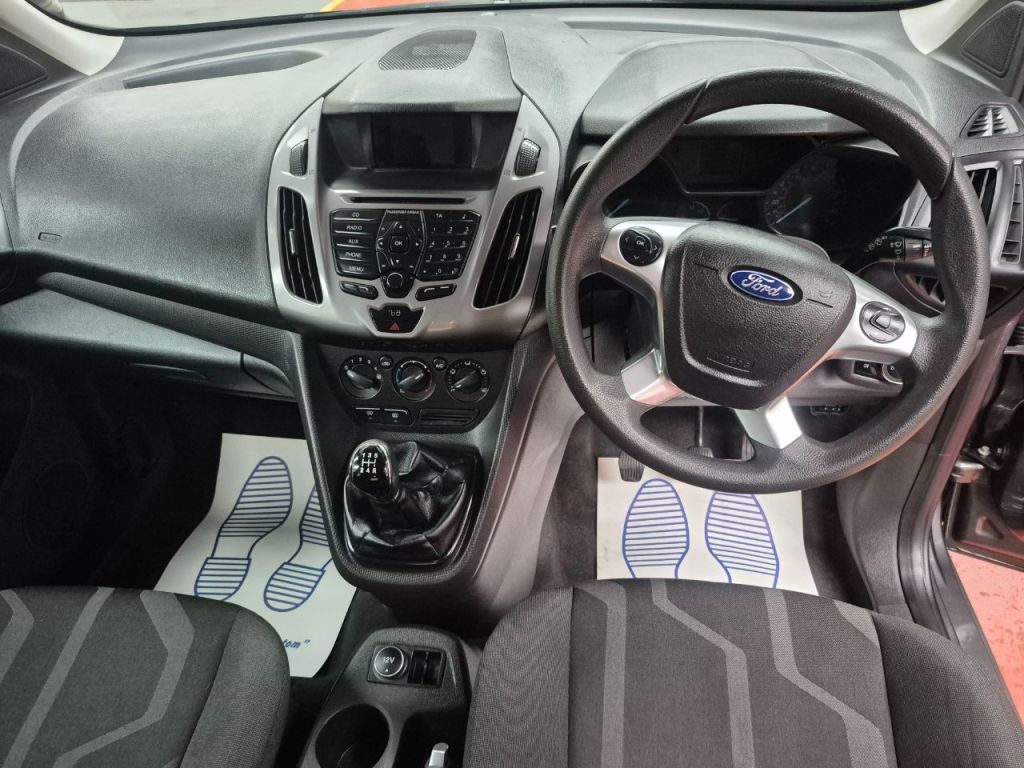 Used Ford Grand Tourneo Connect 2018 for sale - 76303240: Photo 19