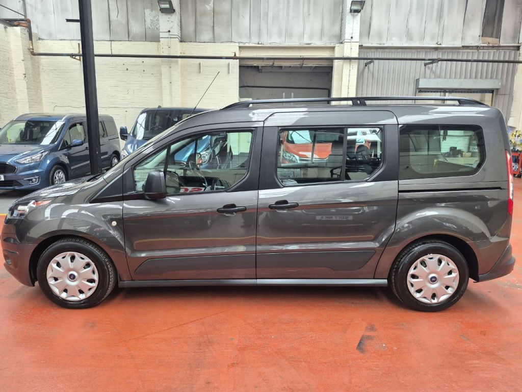 Used Ford Grand Tourneo Connect 2018 for sale - 76303240: Photo 7
