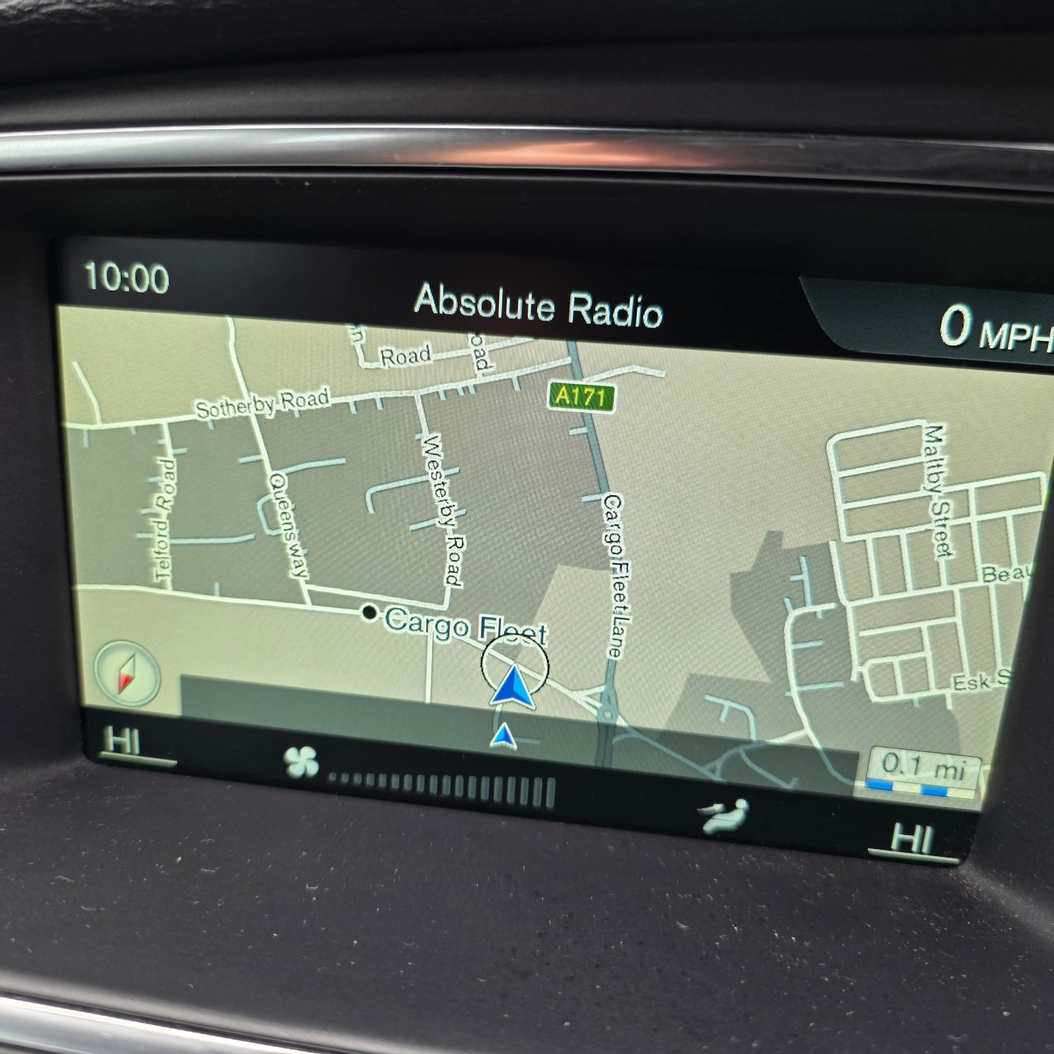 Used Volvo V40 2017 for sale - 76379264: Photo 21