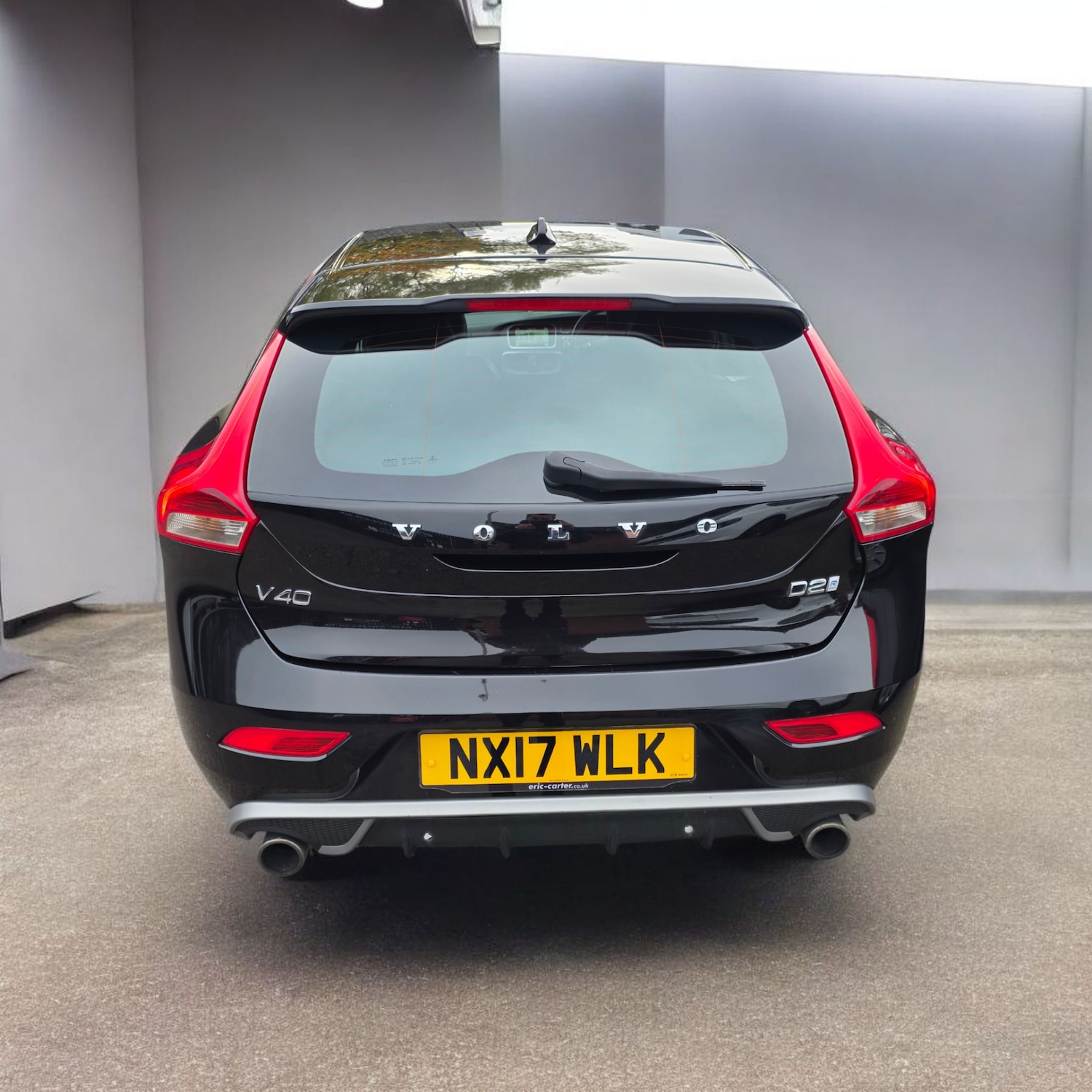 Used Volvo V40 2017 for sale - 76379264: Photo 3