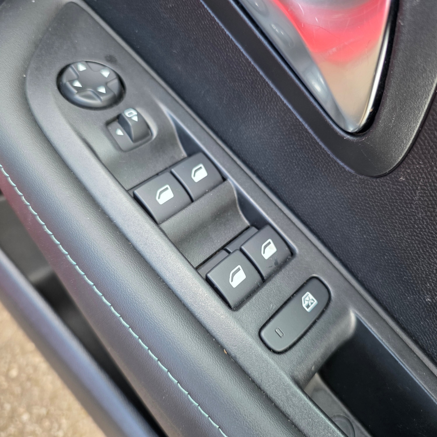 Used Peugeot 208 2023 for sale - 78038618: Photo 13