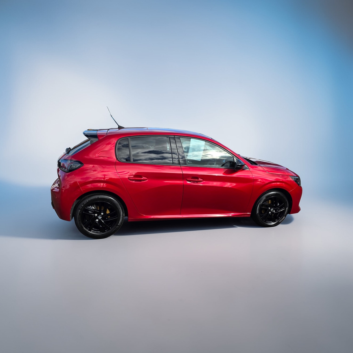 Used Peugeot 208 2023 for sale - 78038618: Photo 5