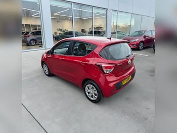 Used Hyundai i10 2019 for sale - 79570244: Photo