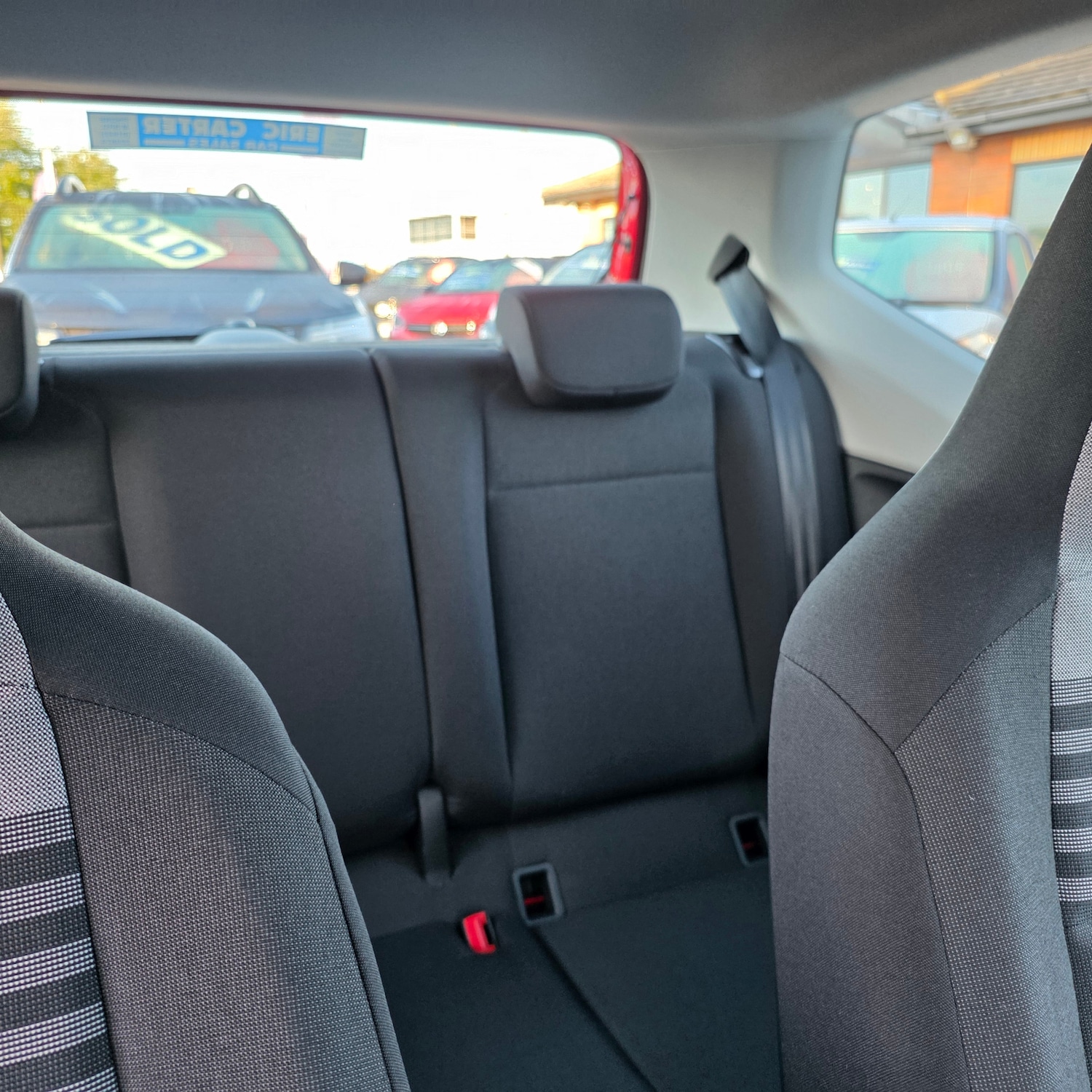 Used Volkswagen up! 2022 for sale - 76340144: Photo 29