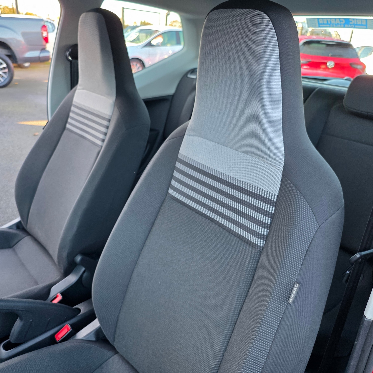 Used Volkswagen up! 2022 for sale - 76340144: Photo 32
