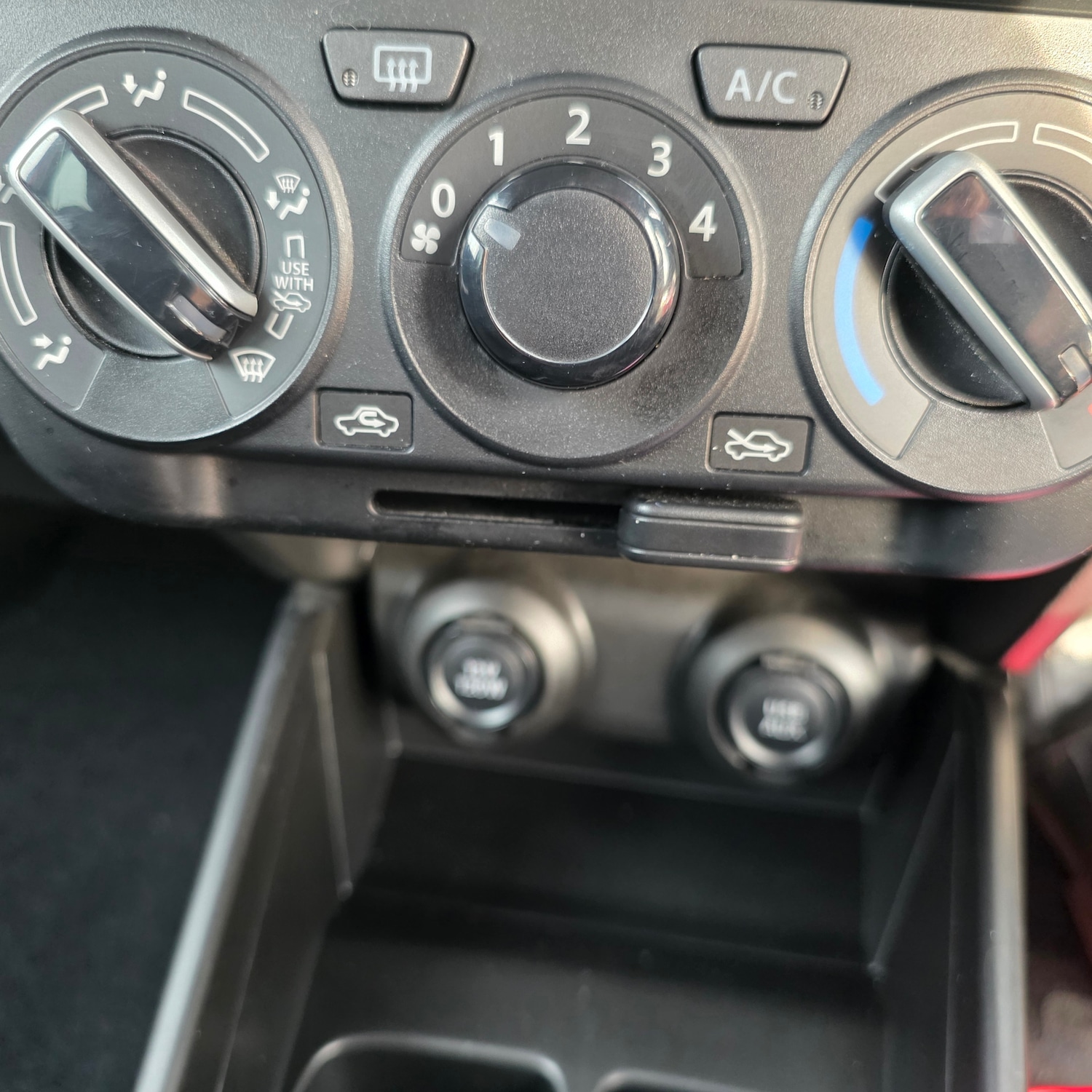 Used Suzuki Swift 2018 for sale - 76353697: Photo 24