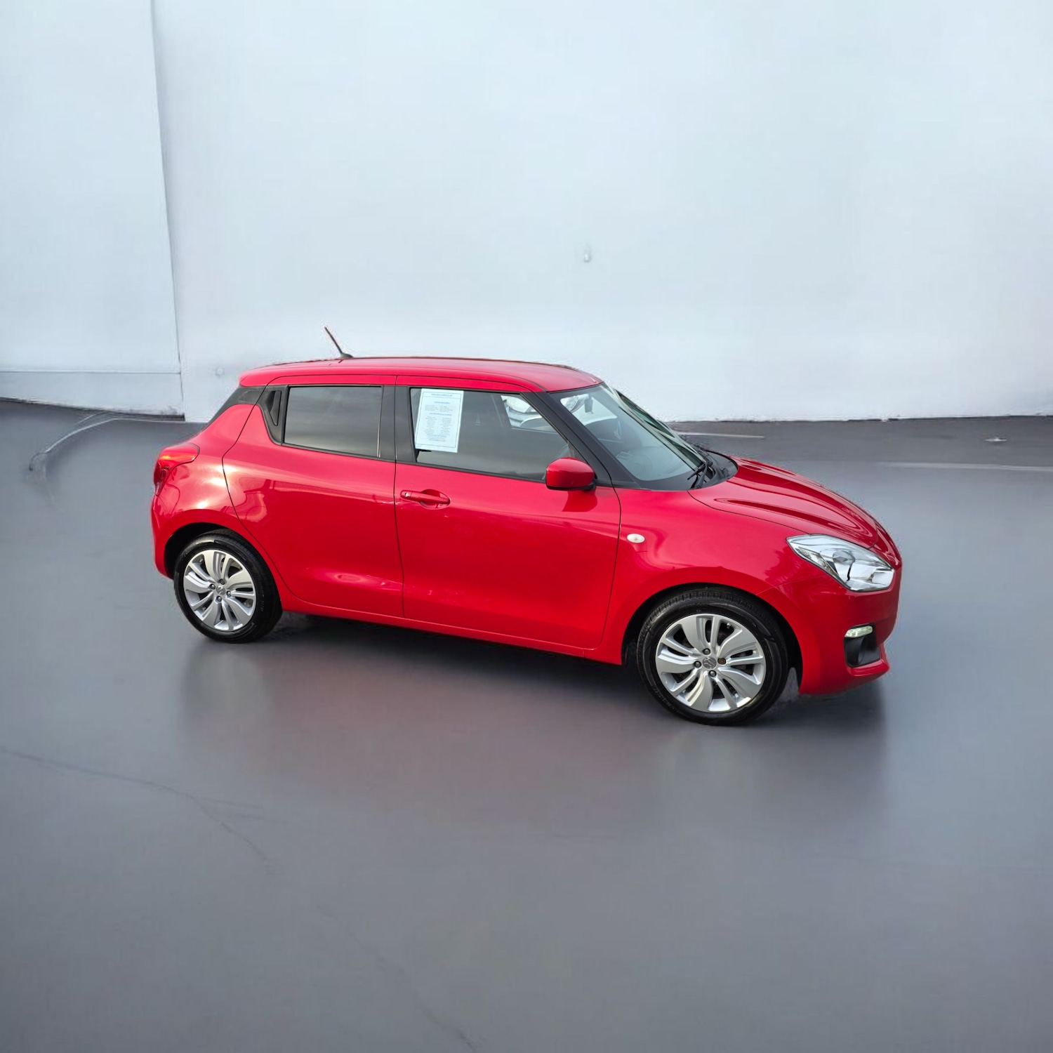 Used Suzuki Swift 2018 for sale - 76353697: Photo 9