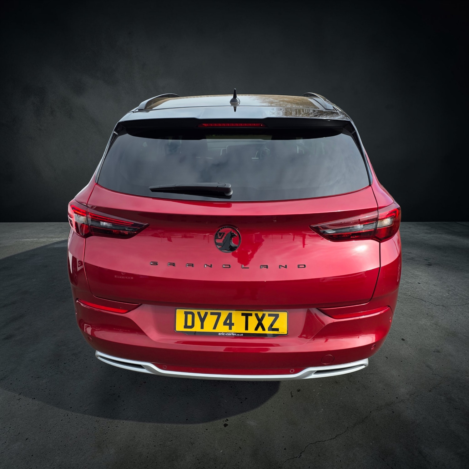 Used Vauxhall Grandland 2024 for sale - 77962050: Photo 3