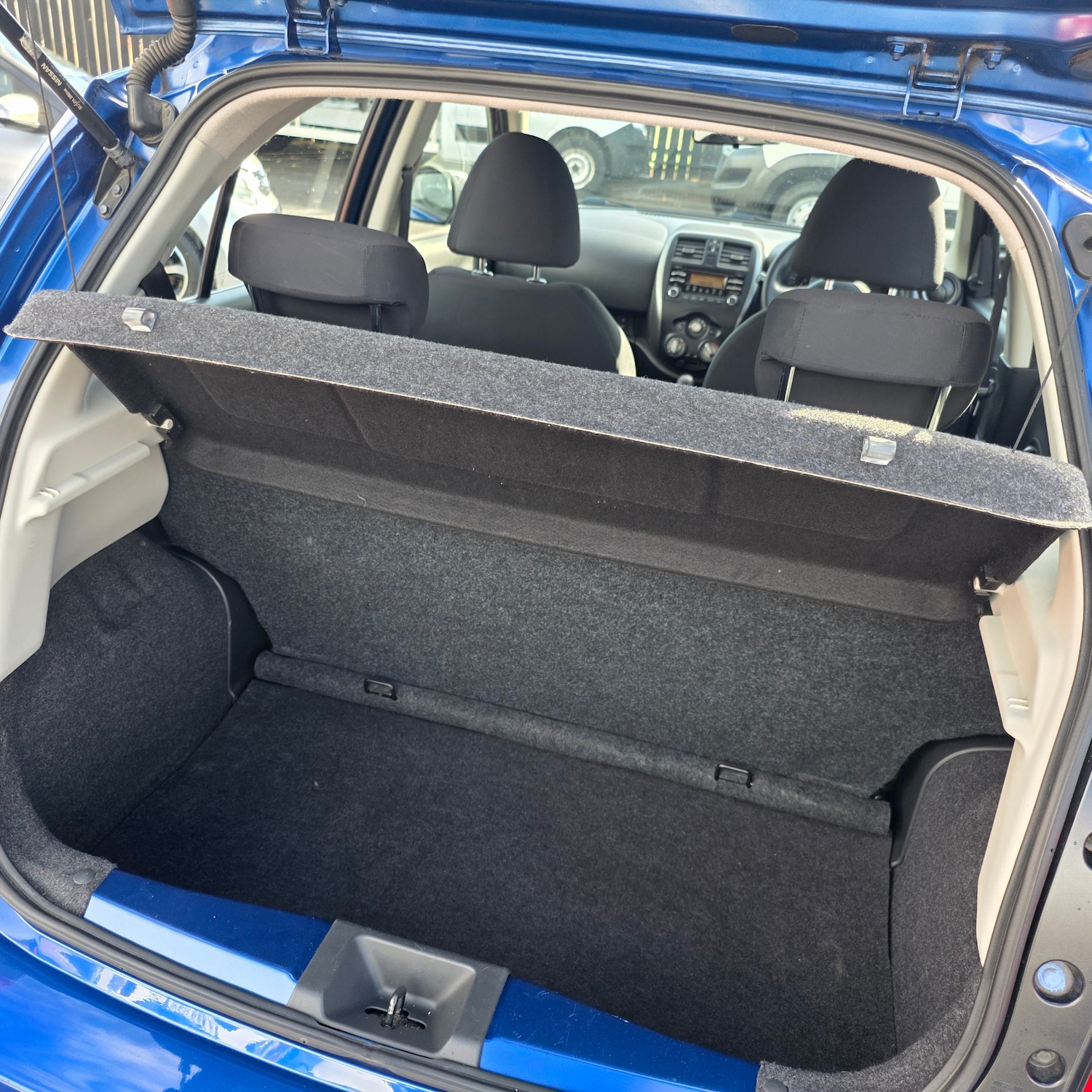Vehicle 21